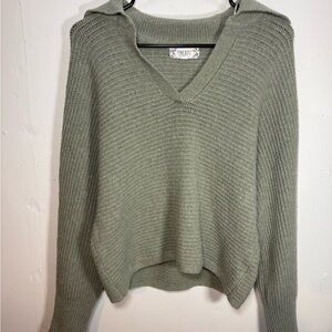 PINK ROSE WOMENS XS SAGE GREEN CABLE KNIT SWEATER V NECK COLLAR RIBBED
